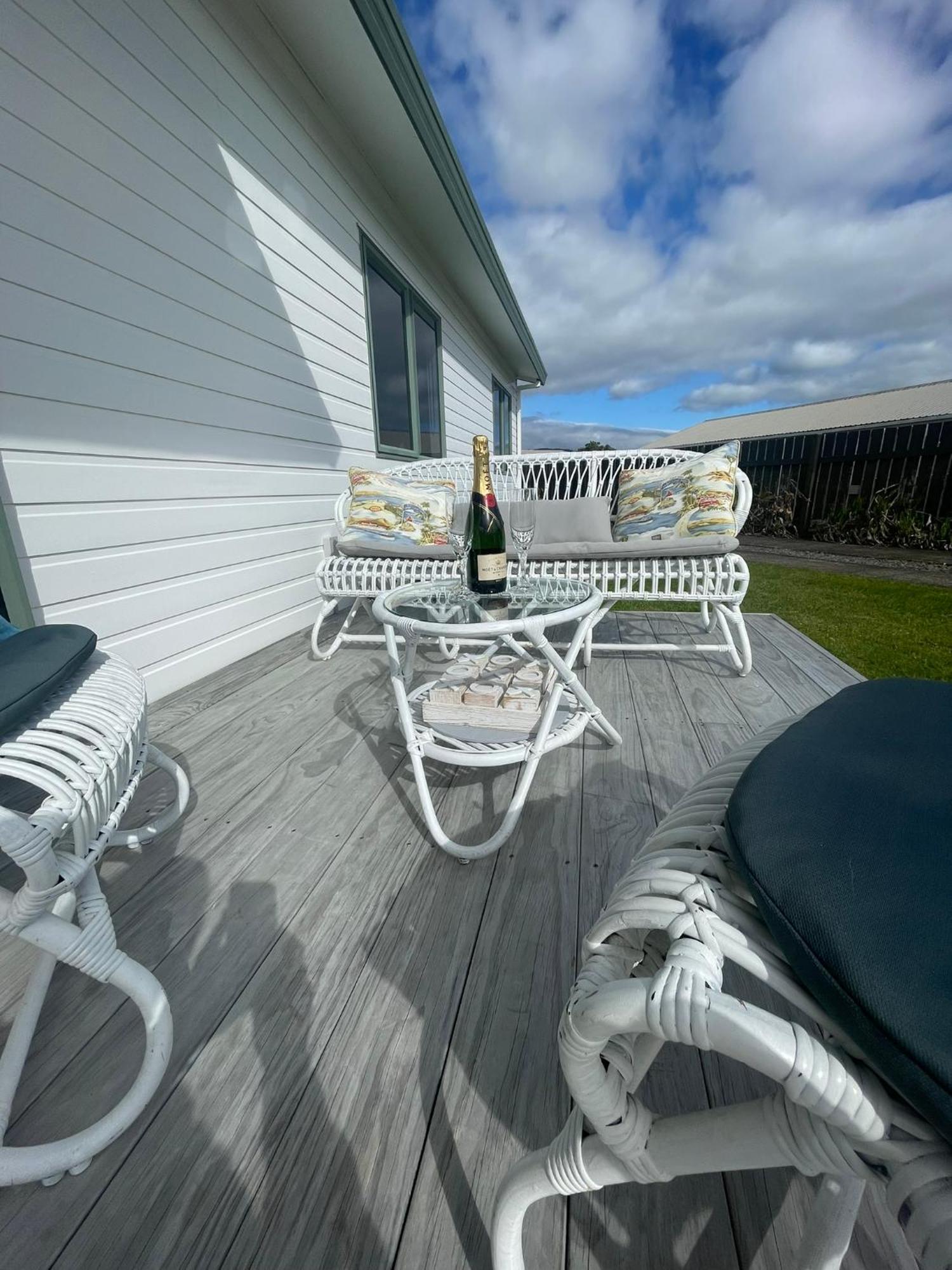 Make Memories At Cook Drive Villa Whitianga Exterior photo